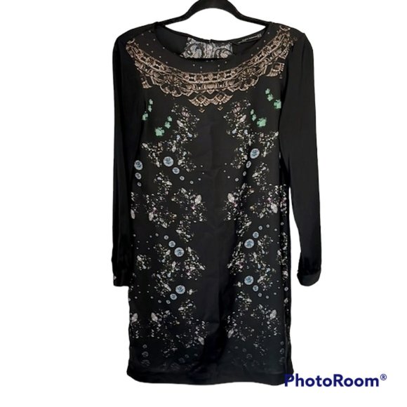 Zara Long Sleeve Flowy Dress with Lace Back - Picture 3 of 8